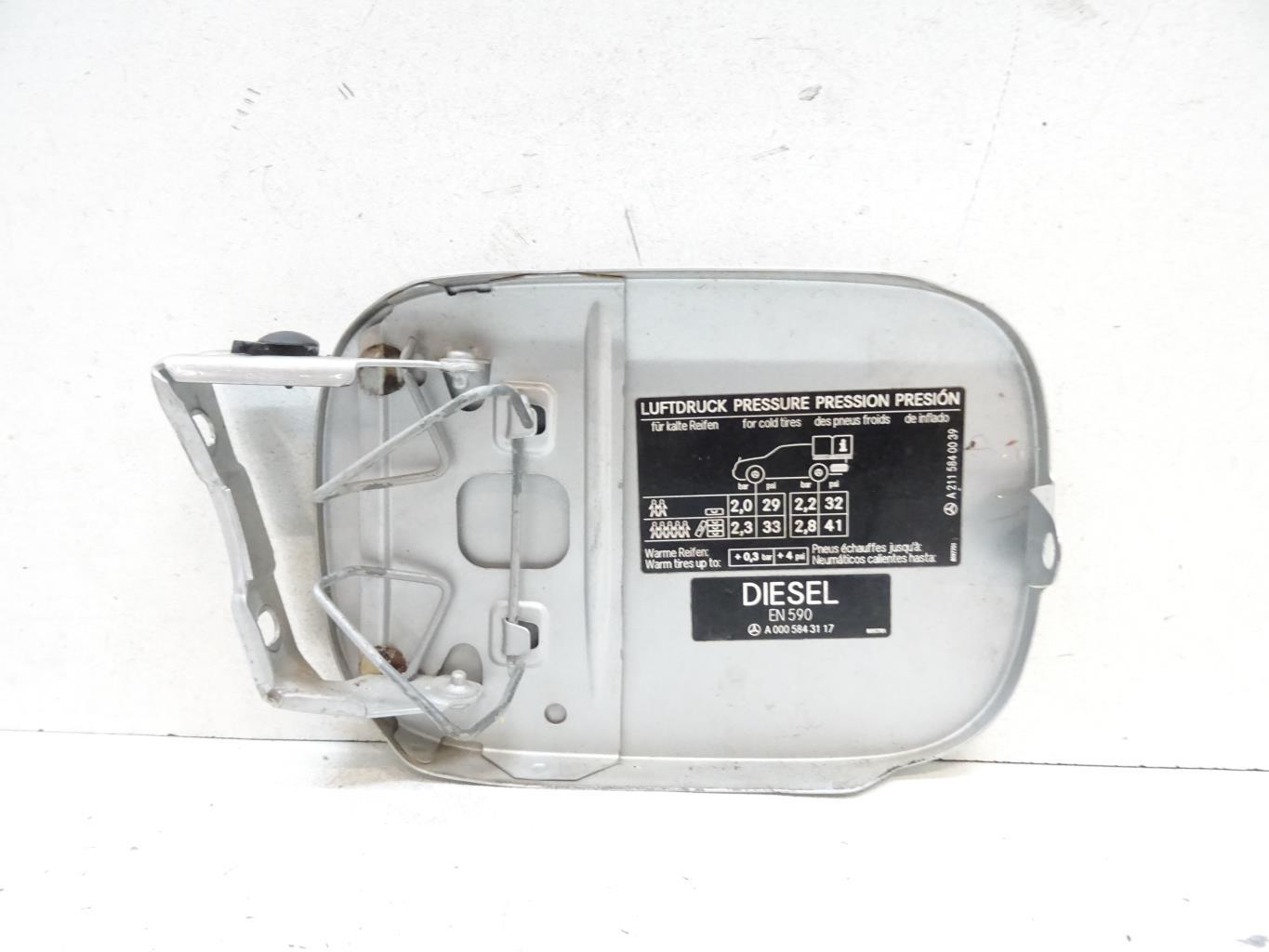 Trappe d'essence MERCEDES CLASSE E 211 PHASE 1 Diesel - 1