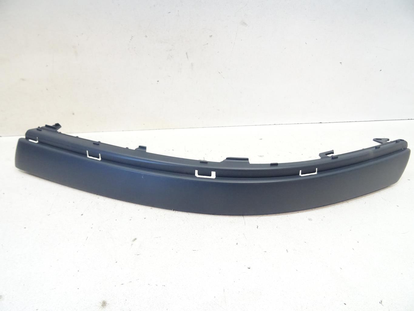 Modanatura paraurti anteriore VOLKSWAGEN PASSAT 4 PHASE 2  - 1