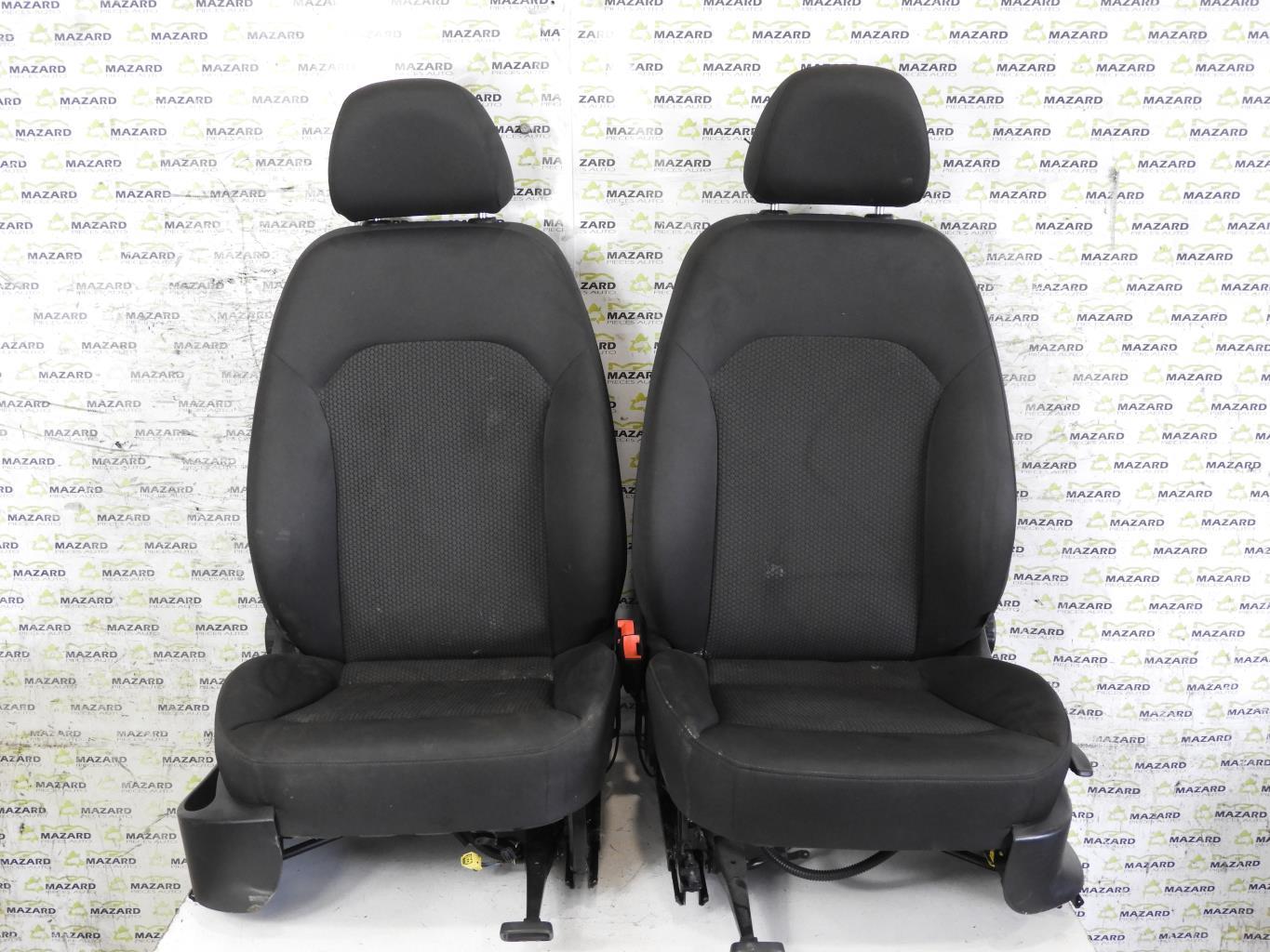 Interieur complet AUDI A1 1 PHASE 1 Essence - 1