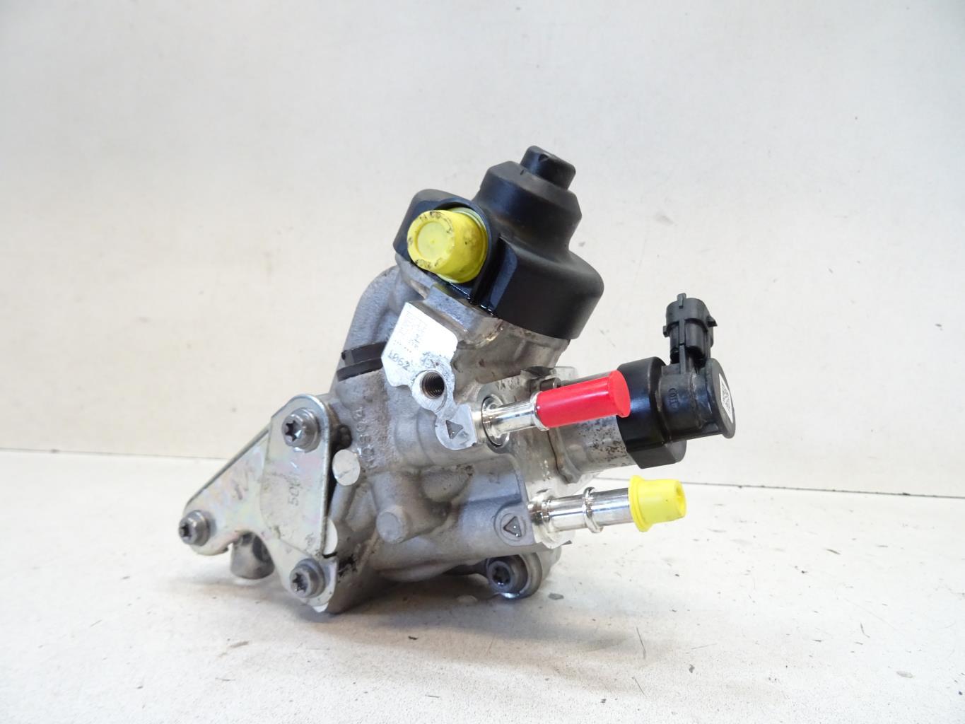 Pompe à injection RENAULT CLIO 4 PHASE 1 Diesel - 1