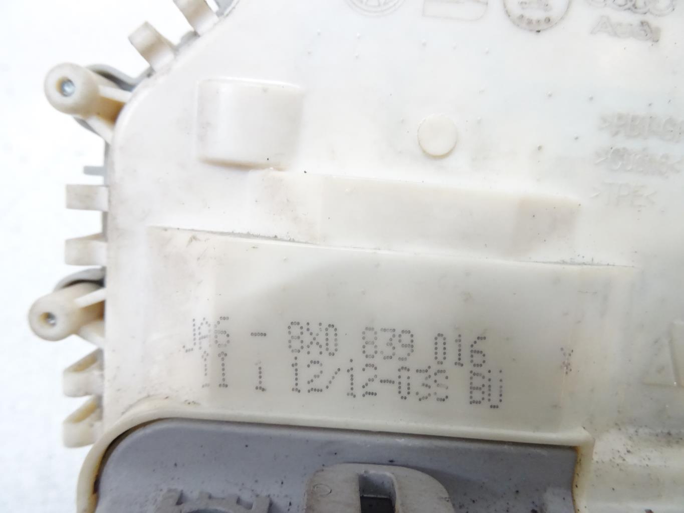 Serrure arriere droit AUDI A1 1 PHASE 1 Essence - 1