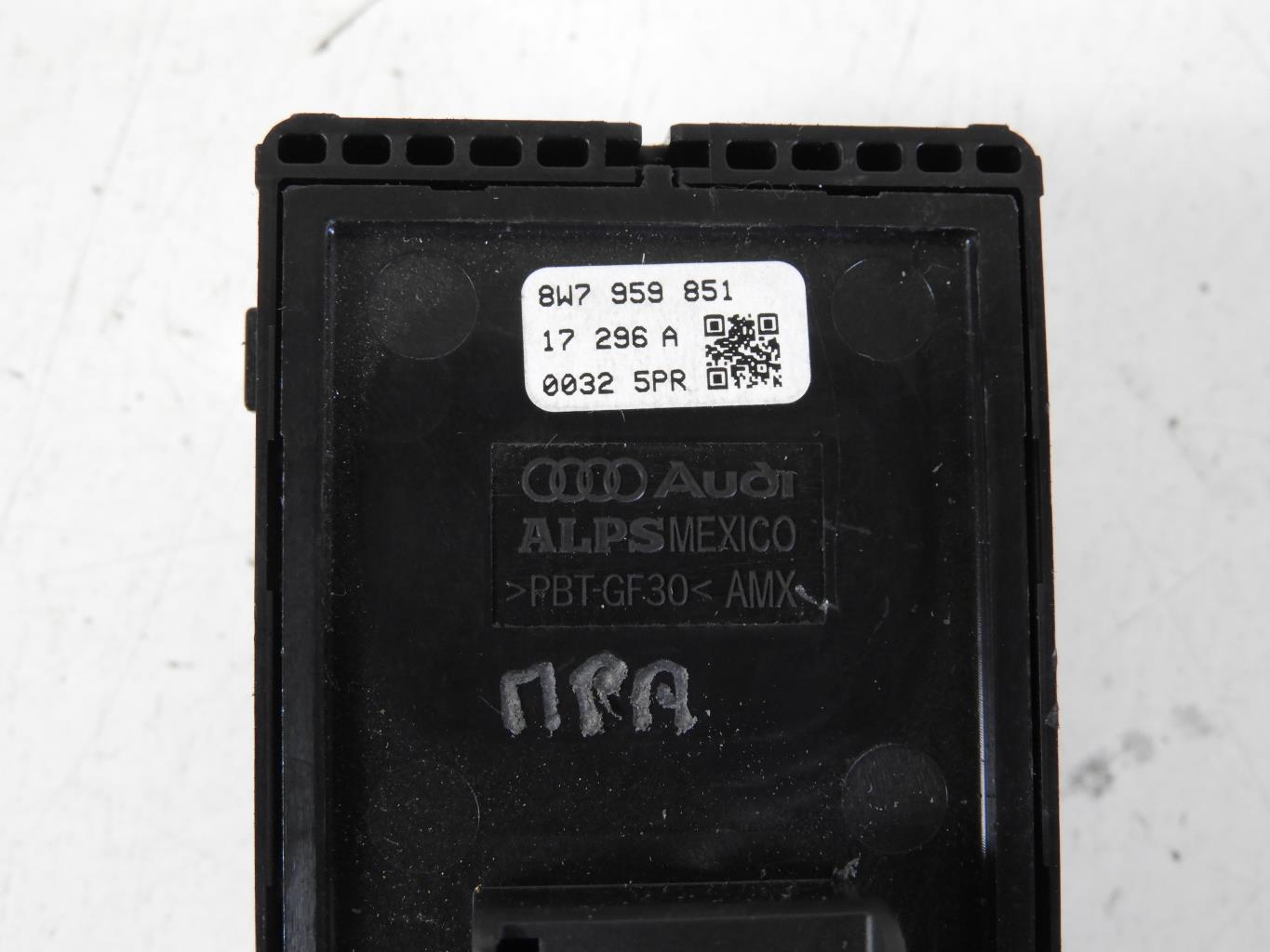 Interruttore lavacristalli anteriore sinistro AUDI A5 2 CABRIO S5 PHASE 2 Gasolina - 1