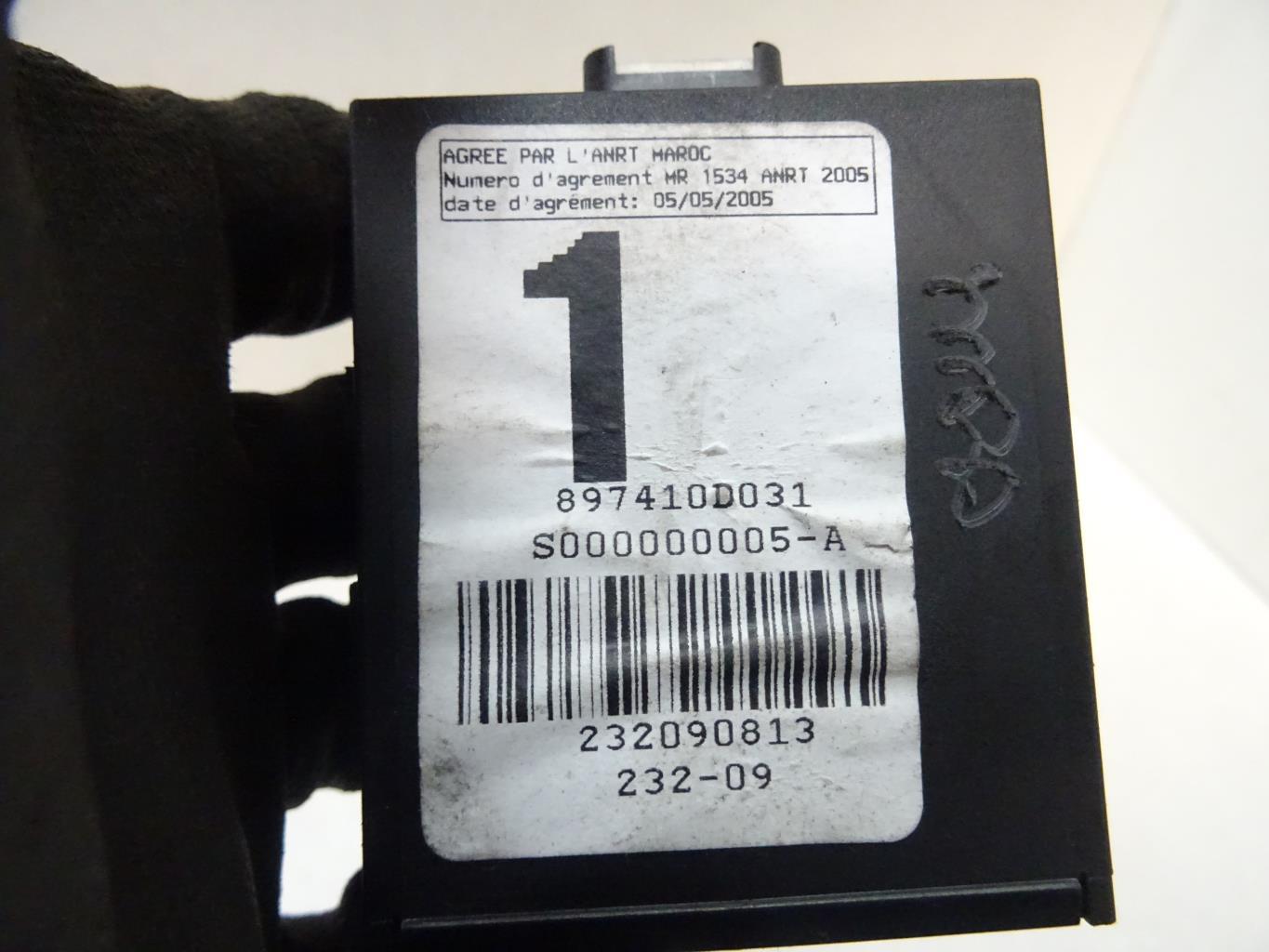 Boitier de centralisation TOYOTA YARIS 2 PHASE 2 Essence - 1