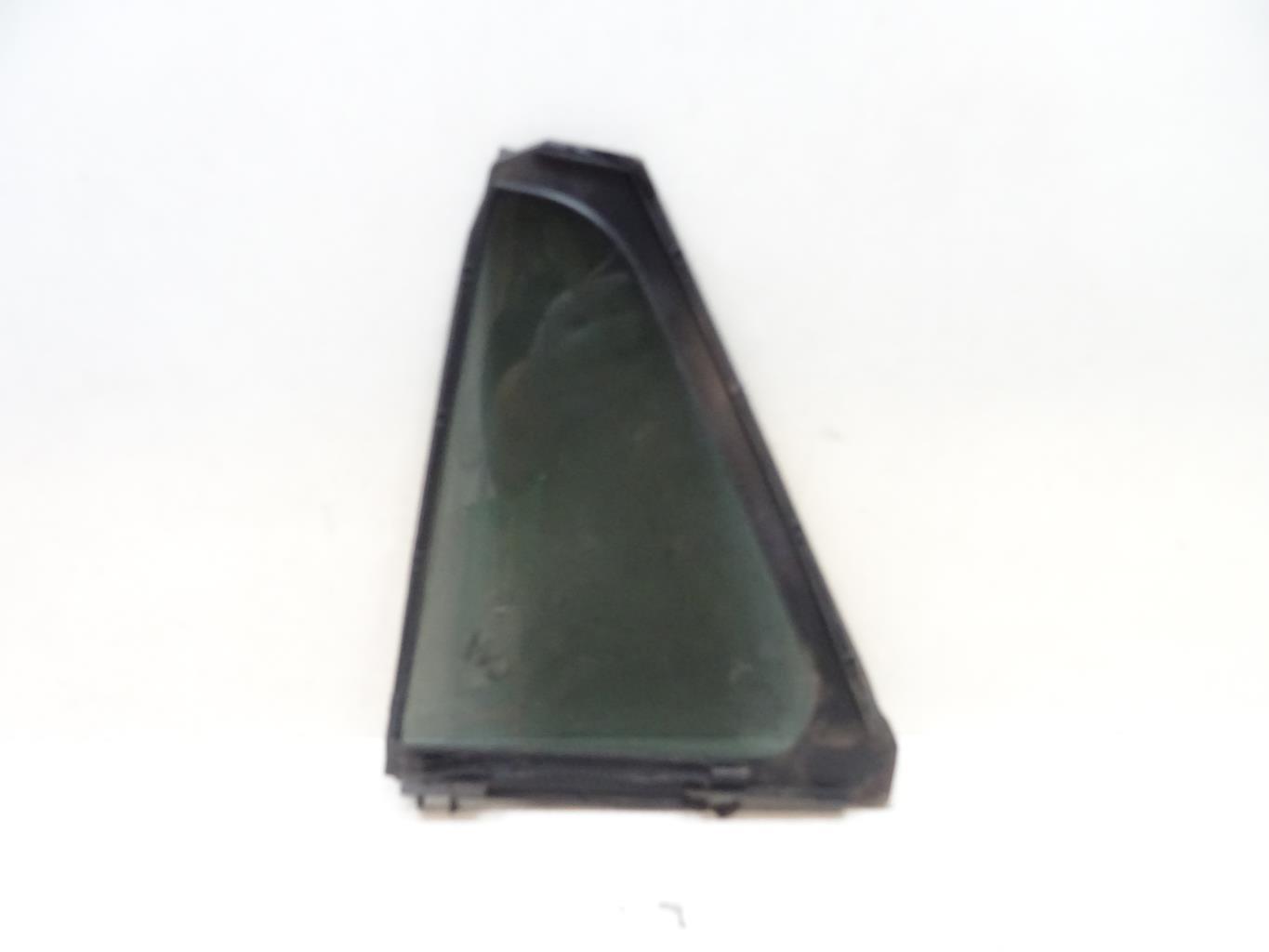 Ventanilla triangular trasera derecha (puerta) TOYOTA AVENSIS 3 PHASE 1 BREAK Diésel - 1