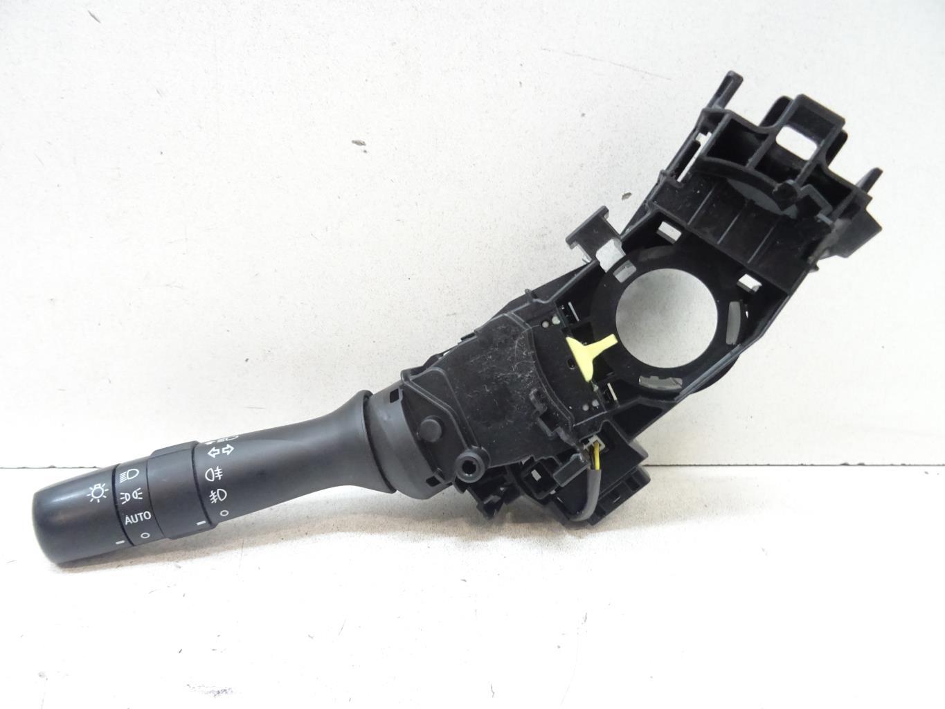 Commodo phare TOYOTA AVENSIS 3 PHASE 1 BREAK Diesel - 1