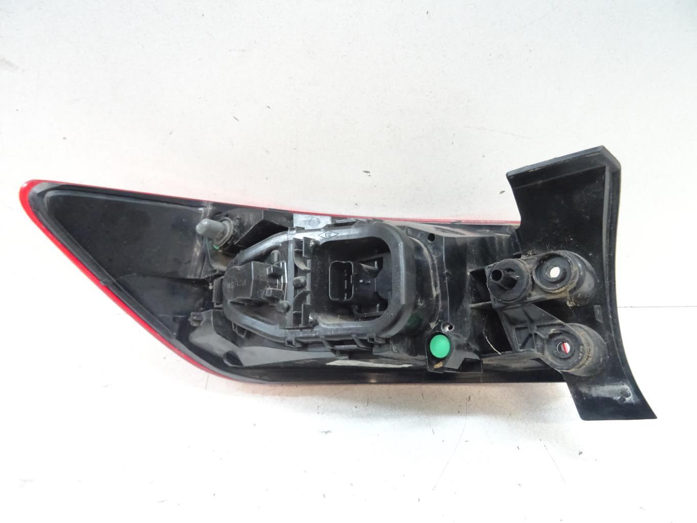 Fanale posteriore principale destro (luci) RENAULT CLIO 4 PHASE 1 Diésel - 1