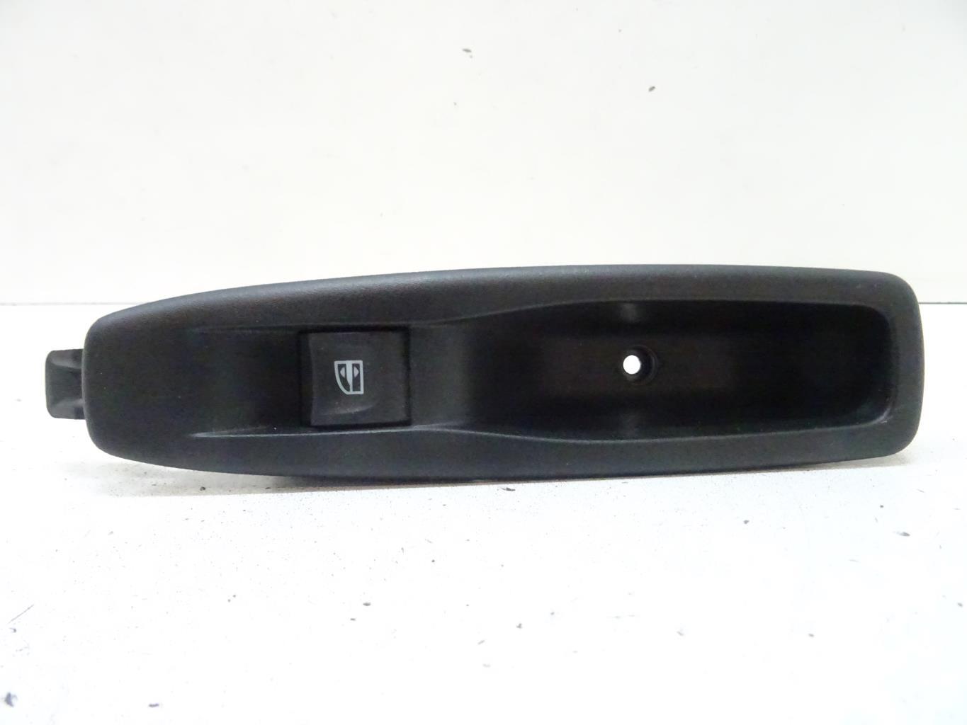 Interruttore lavacristalli posteriore sinistro RENAULT CLIO 4 PHASE 1 Diésel - 1