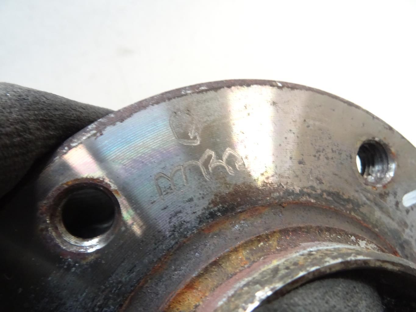 Mozzo anteriore sinistro BMW SERIE 3 E90 PHASE 1 Diésel - 1