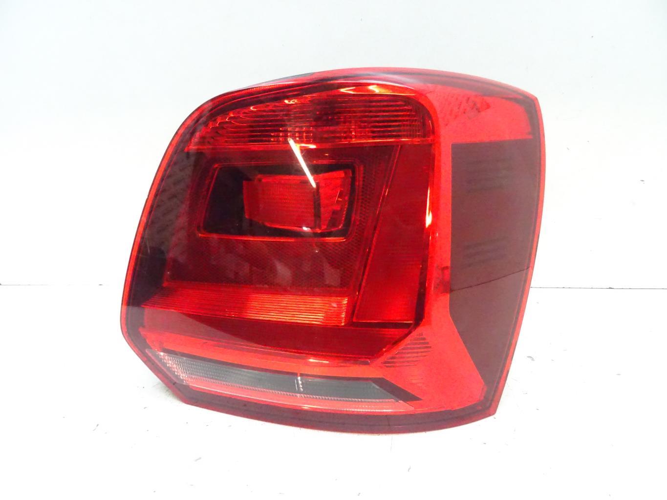 Fanale posteriore principale destro (luci) VOLKSWAGEN POLO 5 PHASE 2 Diésel - 1