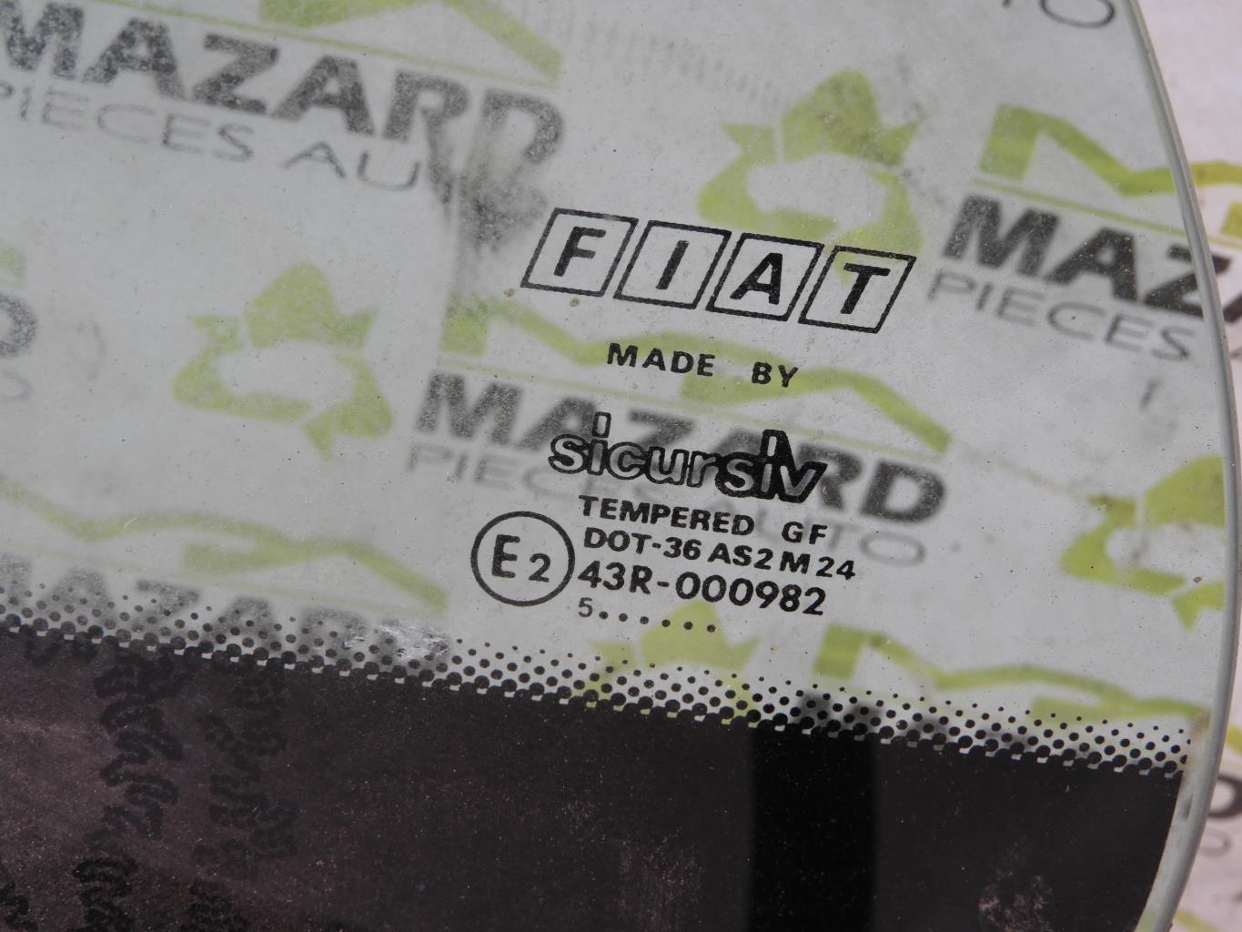 Vetro posteriore sinistro FIAT PUNTO 1 PHASE 1 CABRIOLET Gasolina - 1