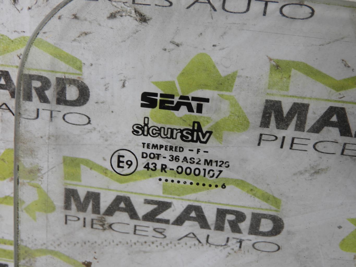 Custode arriere gauche SEAT MARBELLA  - 1