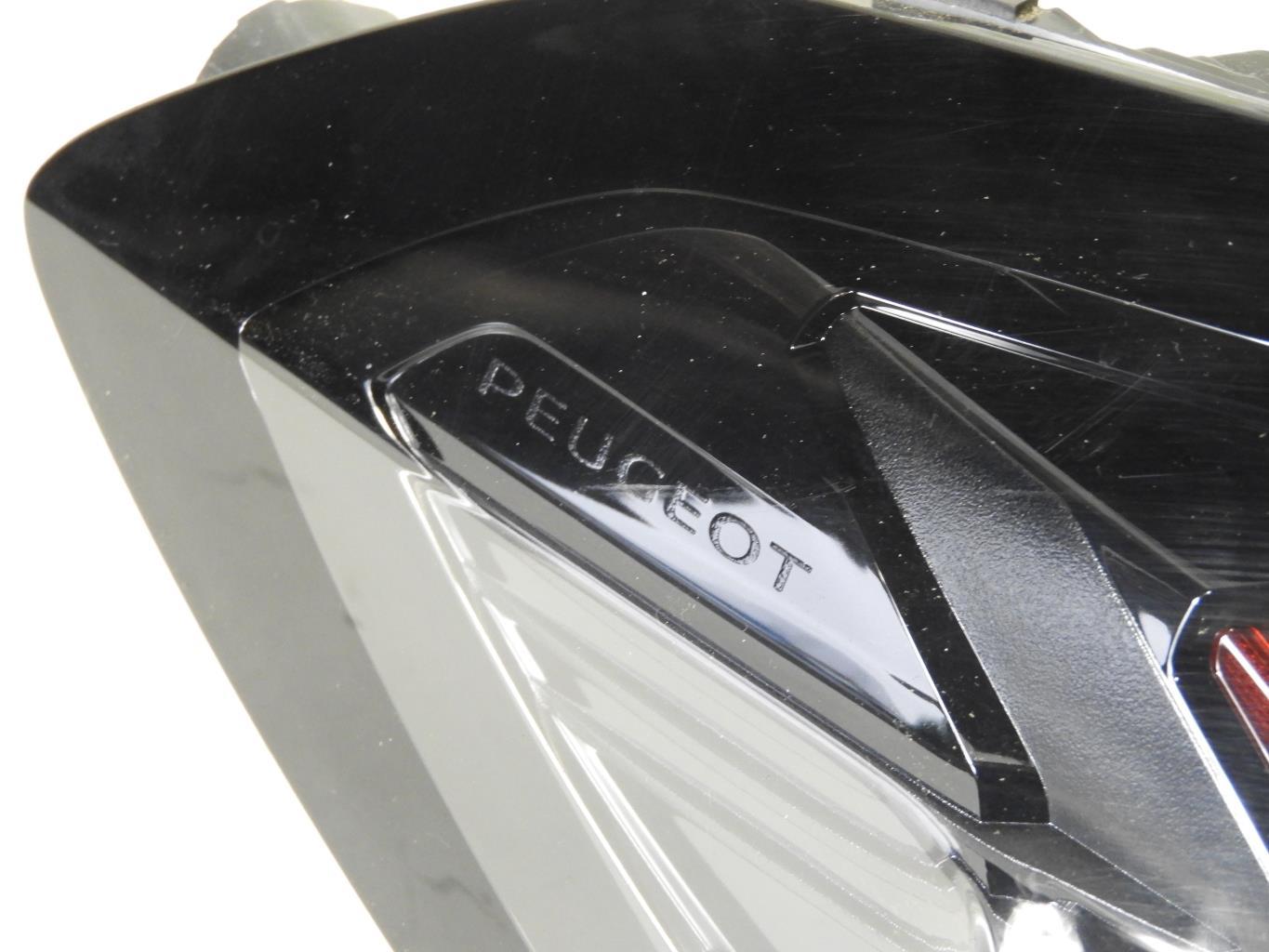 Fanale posteriore principale sinistro (luci) PEUGEOT 208 2 Electricidad - 1