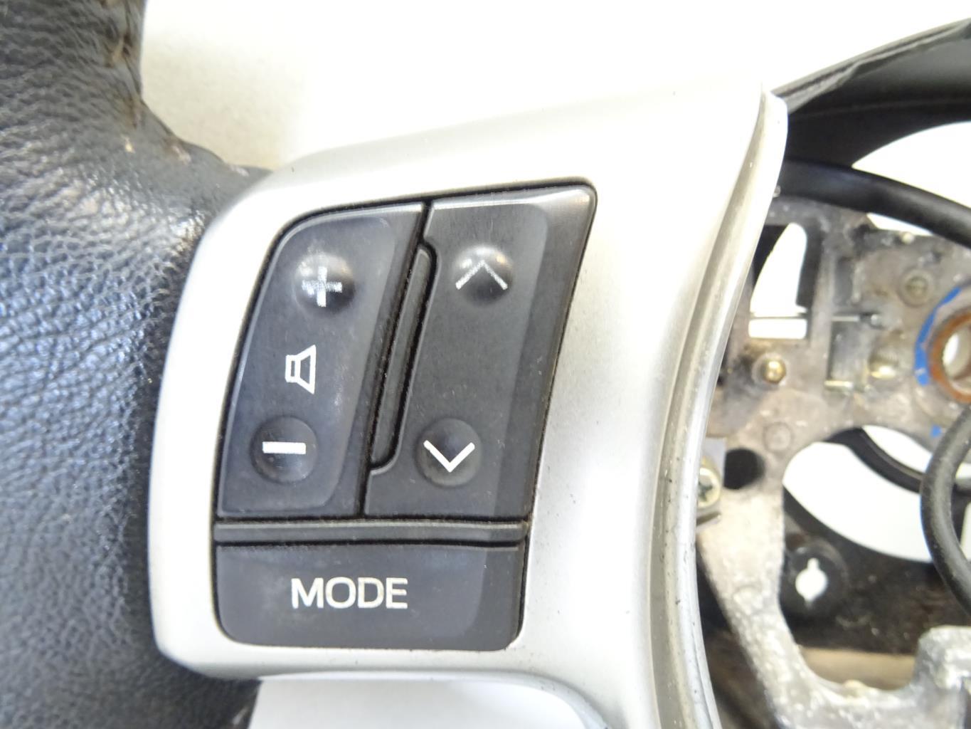 Volante TOYOTA YARIS 3 PHASE 1 Diésel - 1
