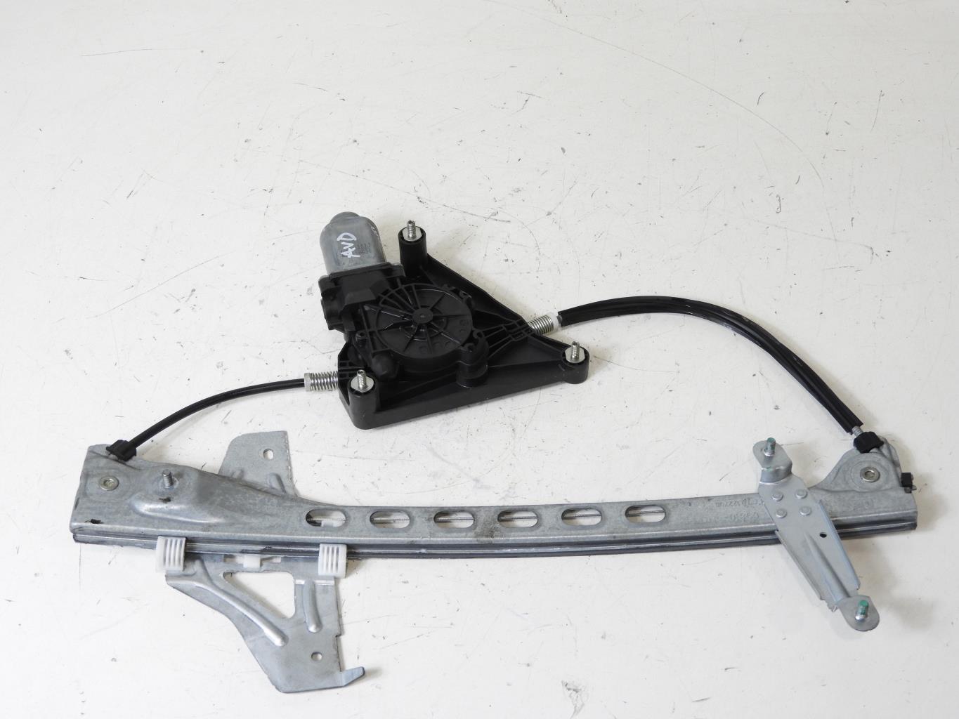 Alzacristalli elettrico anteriore destro PEUGEOT 108 Gasolina - 1