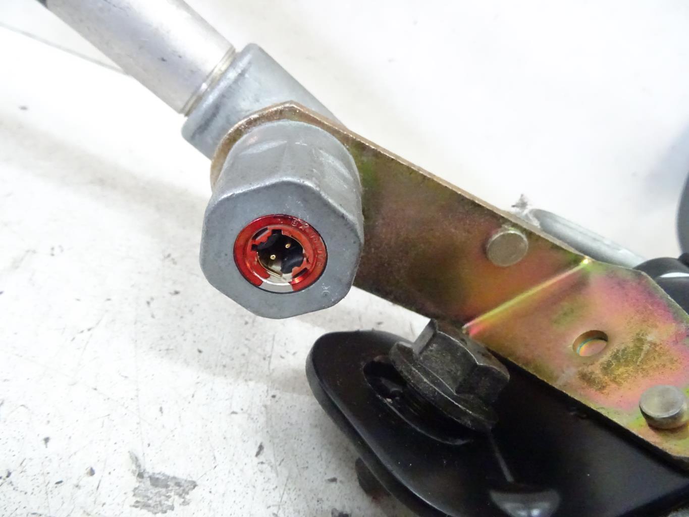 Cintura di sicurezza anteriore destra VOLVO V 40 1 PHASE 1 BREAK Gasolina - 1