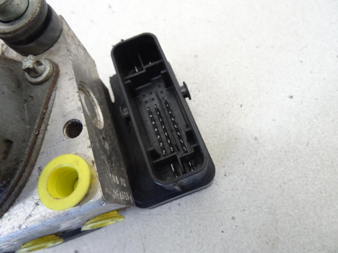 Blocco ABS (antibloccaggio freni) PEUGEOT 107 PHASE 3 Gasolina - 1