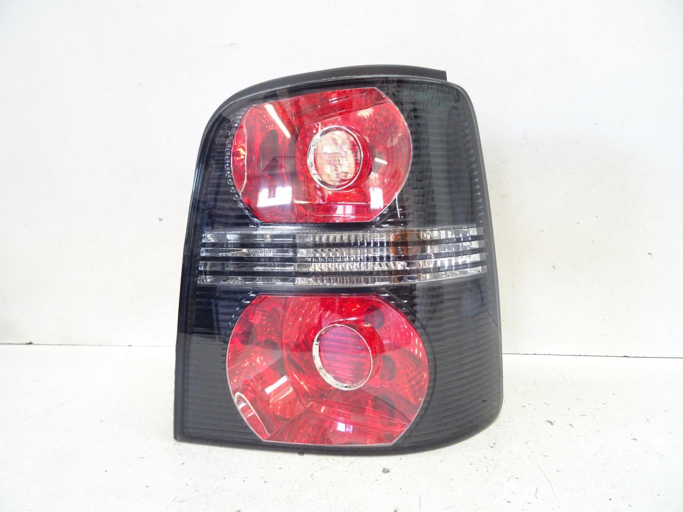 Fanale posteriore principale destro (luci) VOLKSWAGEN TOURAN 1 PHASE 2 Diésel - 1
