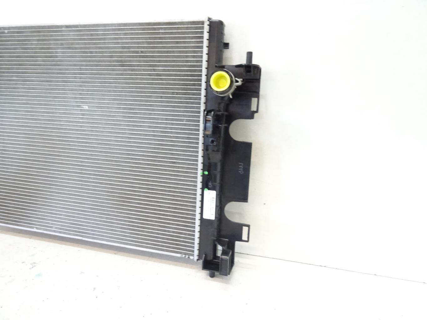 Radiateur eau RENAULT TWINGO 3 PHASE 1 Essence - 1