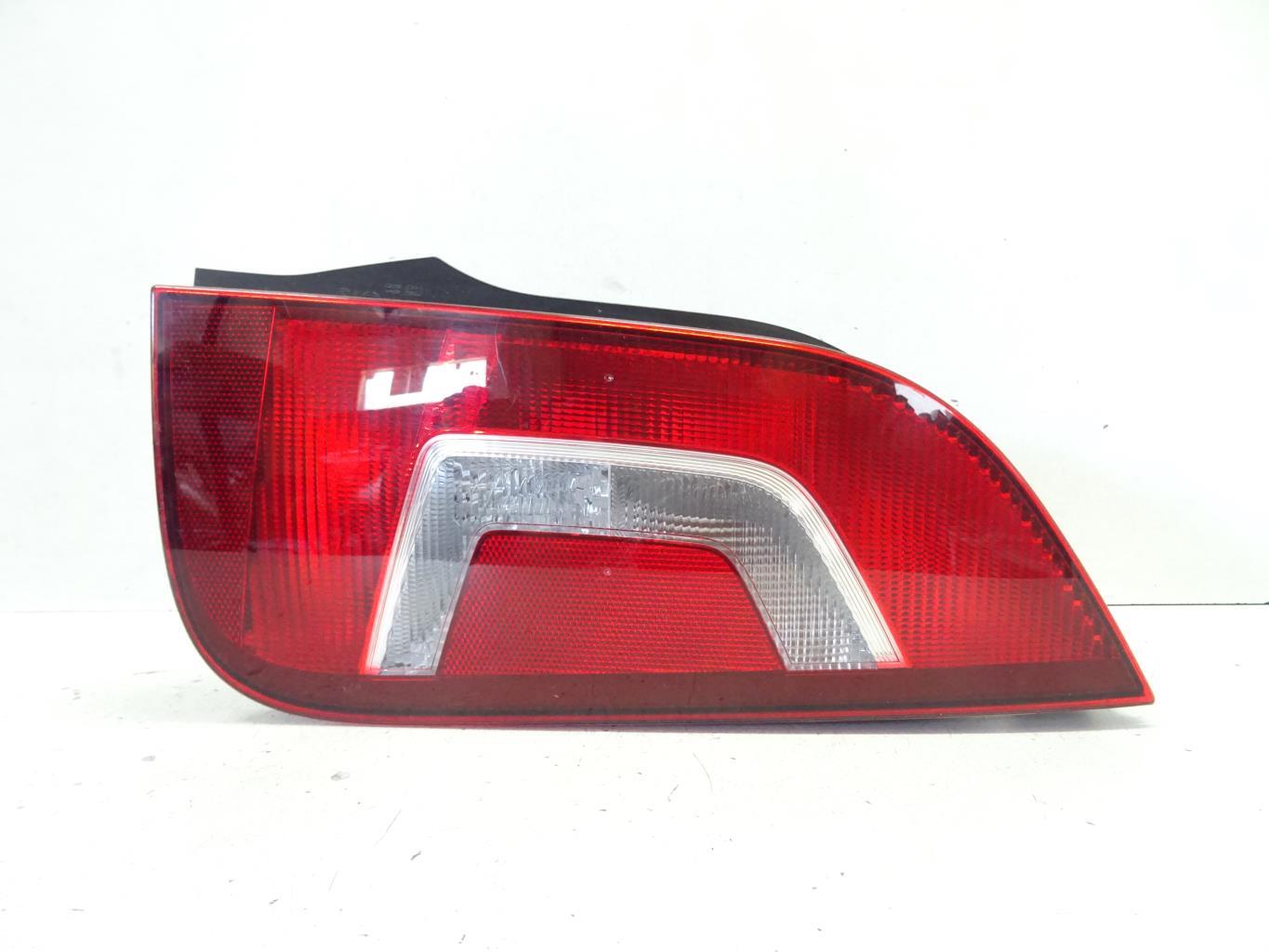 Fanale posteriore principale destro (luci) VOLKSWAGEN UP PHASE 1 Gasolina - 1