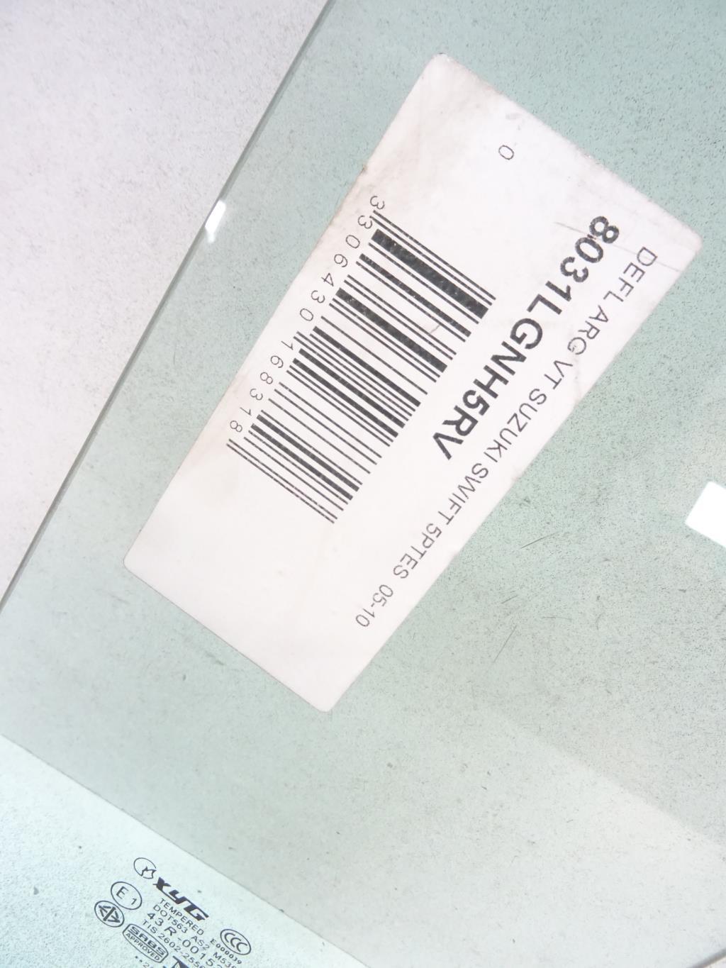 Custode arriere gauche (porte) SUZUKI SWIFT 3  - 1