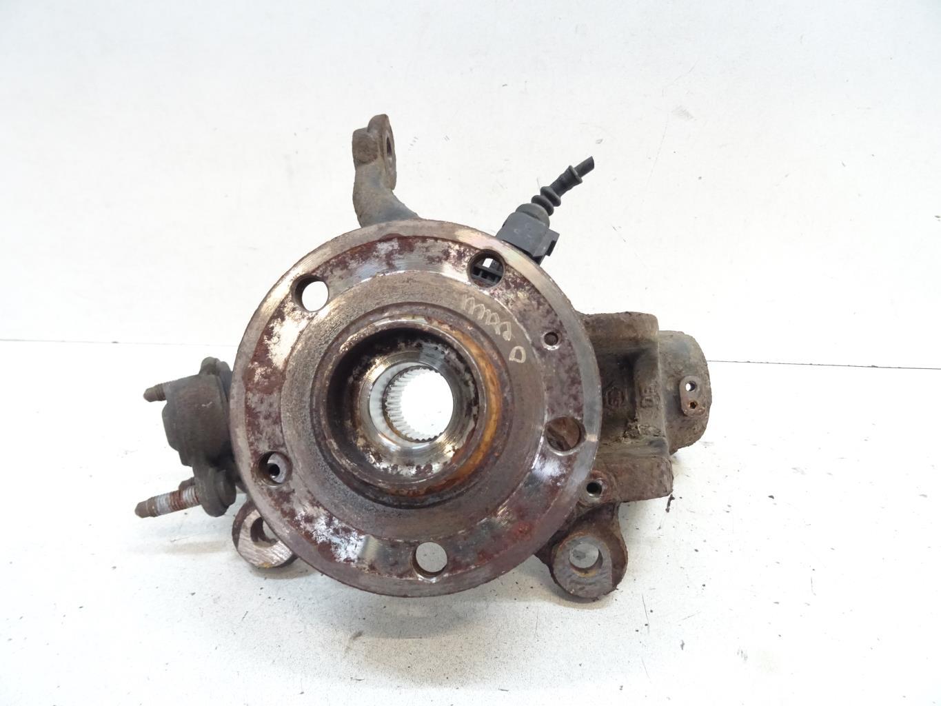 Moyeu avant droit AUDI A3 2 SPORTBACK PHASE 1 Diesel - 1