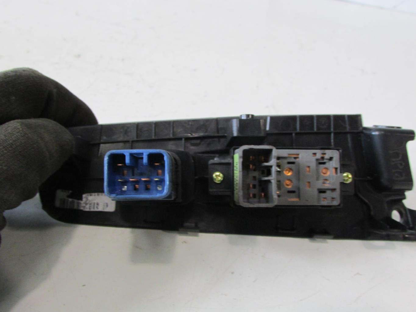 Interruttore lavacristalli posteriore sinistro SSANGYONG KORANDO 2 PHASE 2 Diésel - 1