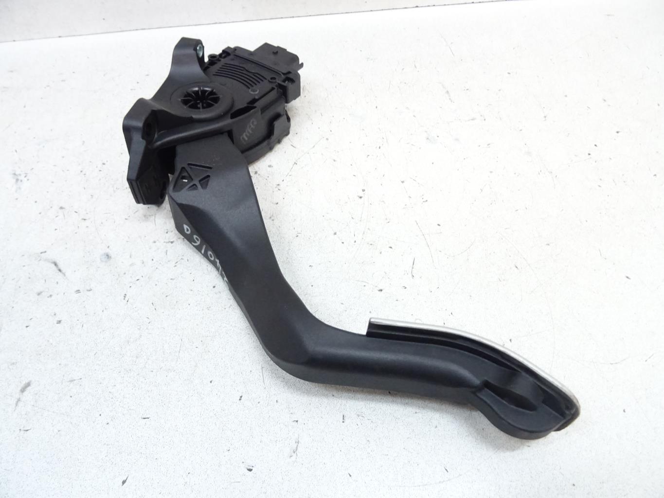 Pedale acceleratore PEUGEOT 208 1 PHASE 1 Gasolina - 1
