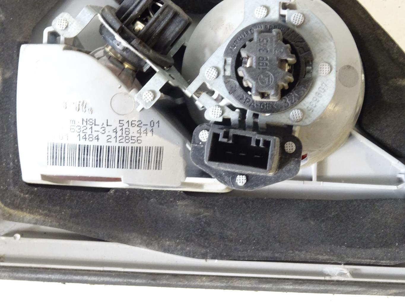 Feu arriere secondaire gauche (feux) BMW X3 E83 PHASE 1 Essence - 1