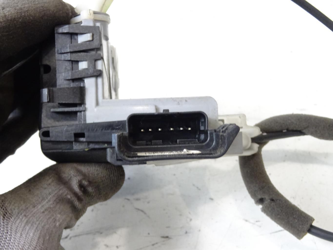 Serratura posteriore destra PEUGEOT 3008 1 PHASE 1 Diésel - 1