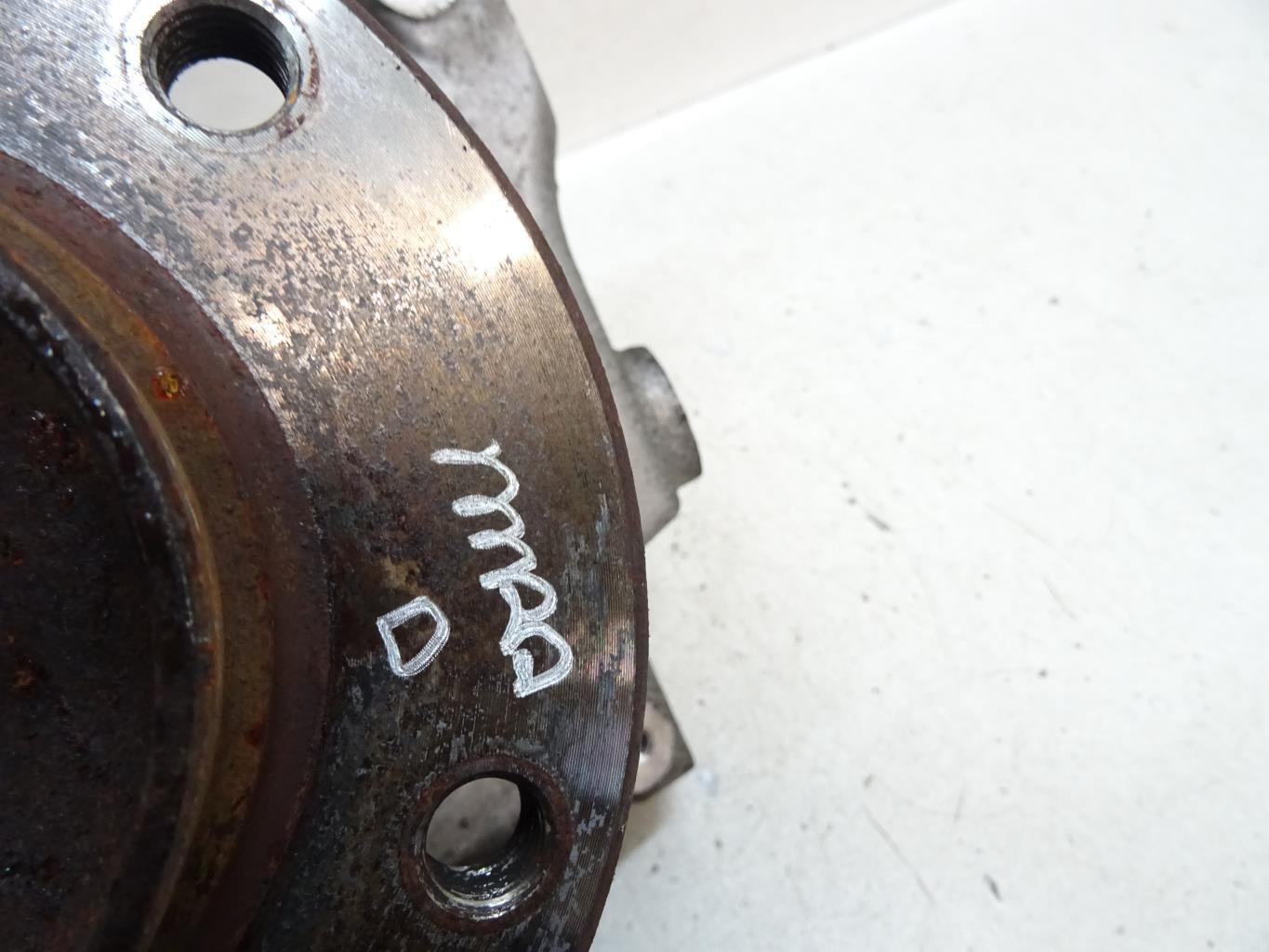 Mozzo anteriore destro BMW SERIE 1 E87 PHASE 1 Gasolina - 1