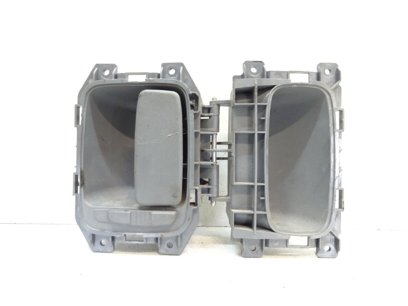Maniglia interna porta bagagliaio destra MERCEDES VITO 639 PHASE 1 Diésel - 1