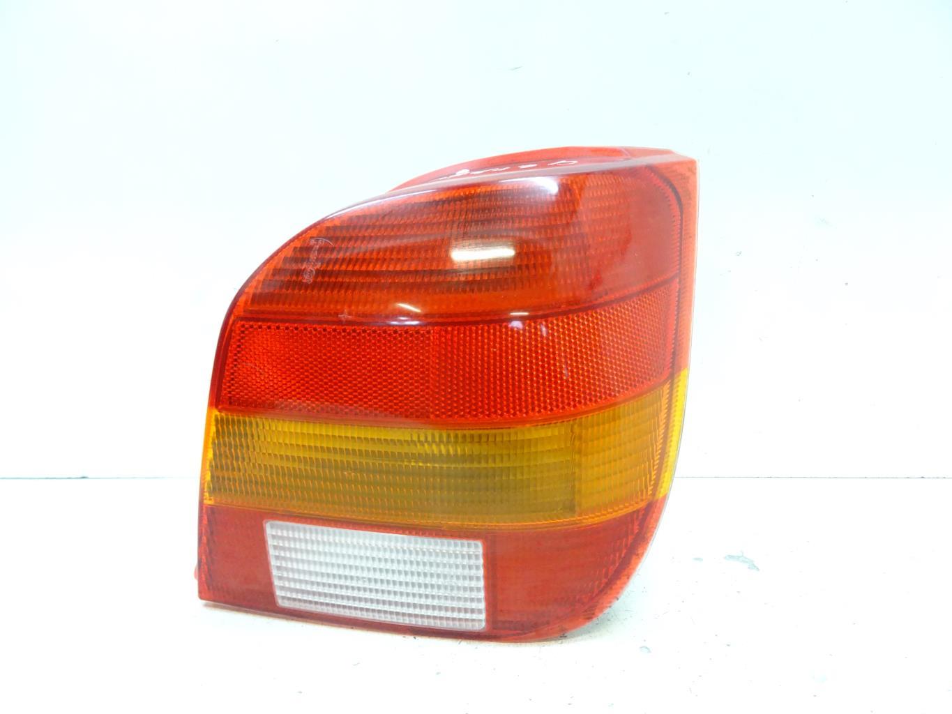 Fanale posteriore principale destro (luci) FORD FIESTA 3 PHASE 1 Gasolina - 1