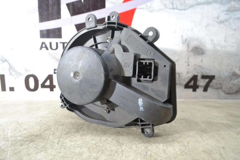 Ventilateur chauffage AUDI A4 4 AVANT BREAK Diesel - 1