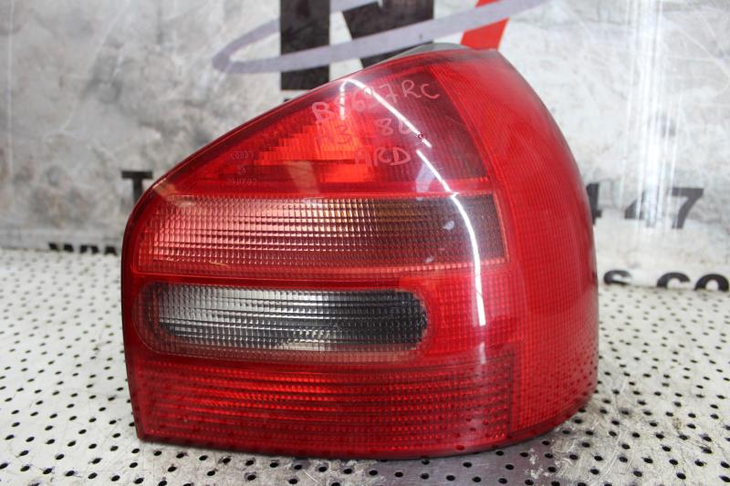 Fanale posteriore principale destro (luci) AUDI A3 1 PHASE 1 Gasolina - 1