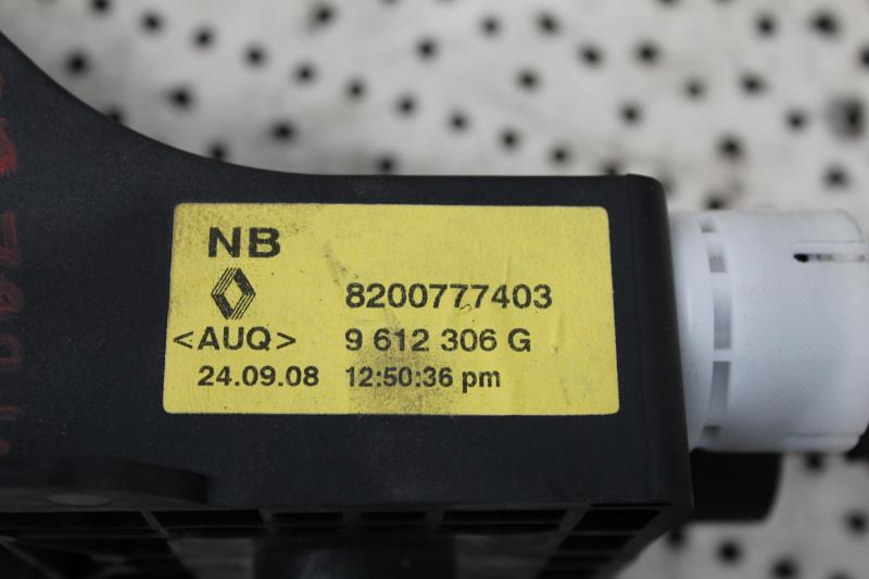 Levier de vitesses RENAULT MEGANE 3 PHASE 1 Diesel - 1