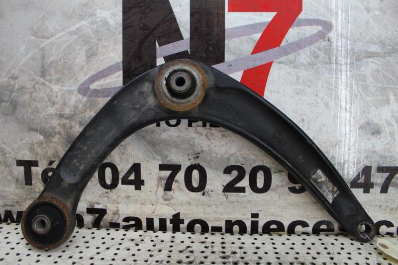 Triangolo anteriore destro PEUGEOT 308 1 PHASE 1 Diésel - 1