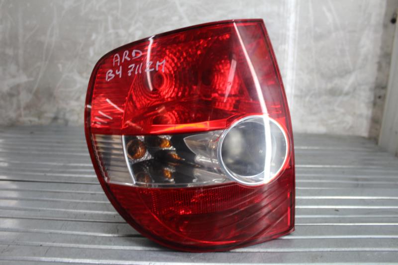 Fanale posteriore principale destro (luci) VOLKSWAGEN FOX Diésel - 1