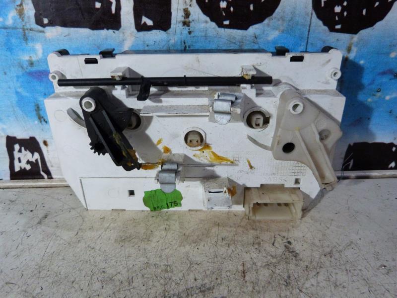 Commande chauffage PEUGEOT 206+ Essence - 1