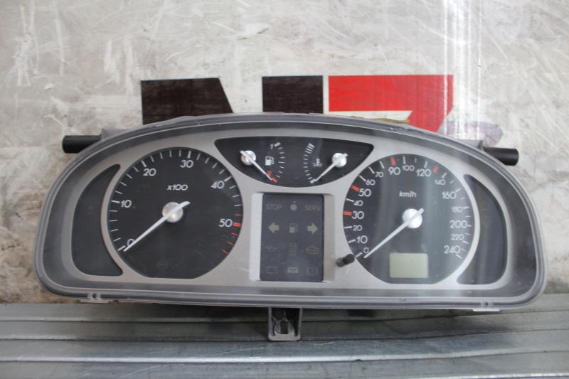 Compteur RENAULT LAGUNA 2 PHASE 1 BREAK  - 1
