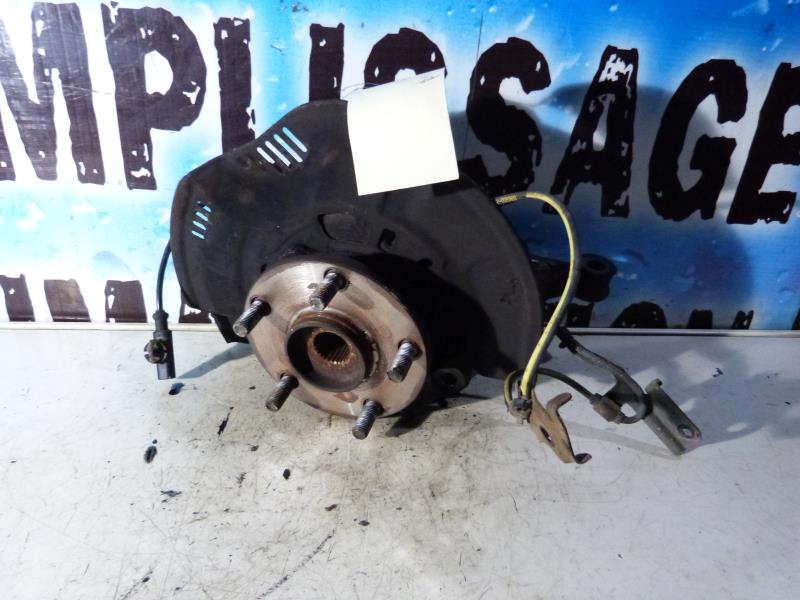 Fuso anteriore destro TOYOTA AURIS 1 PHASE 1 Diésel - 1