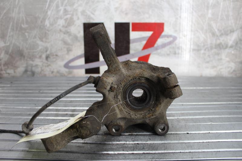 Fusee avant droit RENAULT CLIO 2 PHASE 2 Diesel - 1
