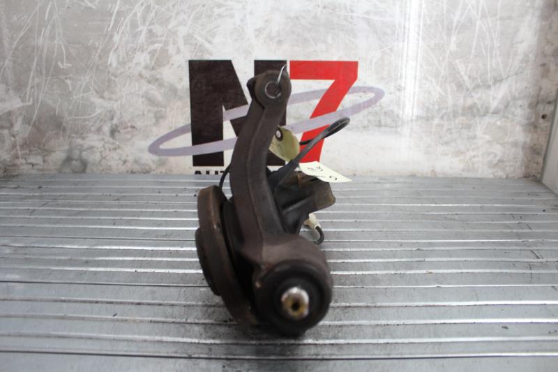 Fusee avant gauche CITROEN C4 1 PHASE 1 Diesel - 1