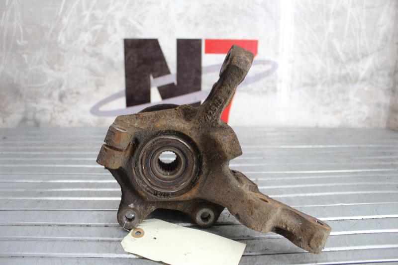 Fusee avant gauche RENAULT CLIO 2 PHASE 2 Diesel - 1