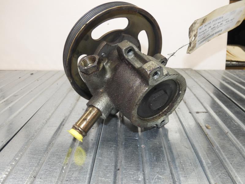 Pompe de direction PEUGEOT 1.8L 93/97  - 1