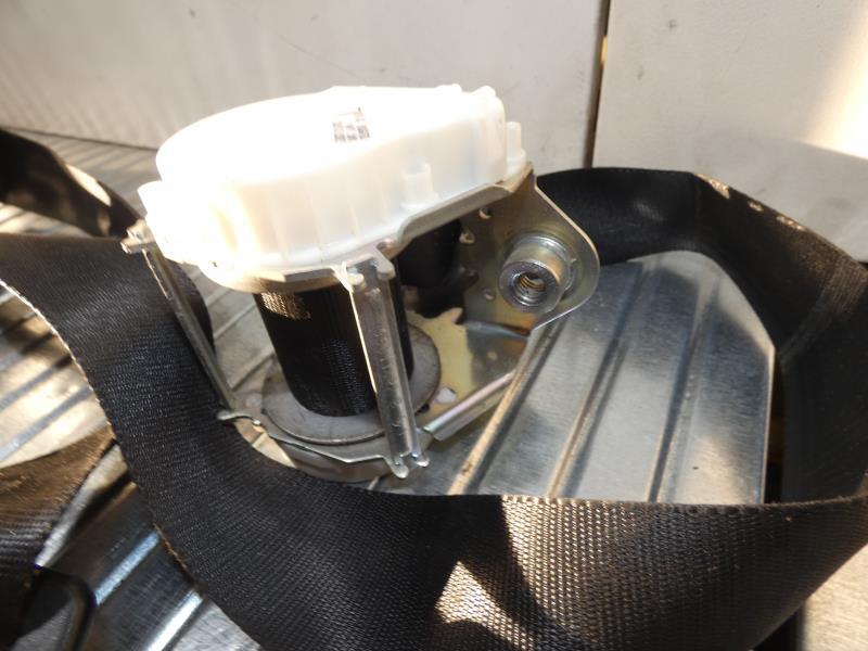 Cintura di sicurezza anteriore sinistra FORD FOCUS 2 PHASE 1 Diésel - 1