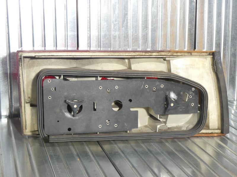 Fanale posteriore principale sinistro (luci) PEUGEOT 505 Gasolina - 1