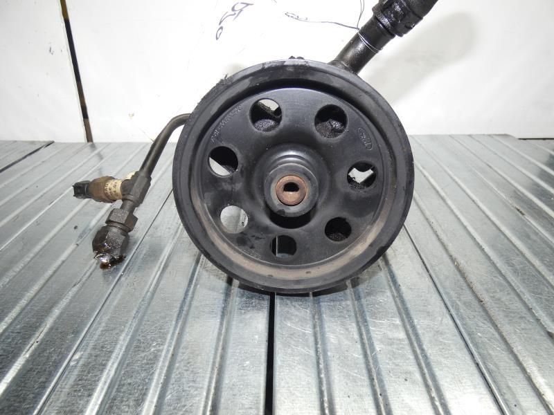 Pompe de direction FORD FOCUS 1 BREAK Essence - 1