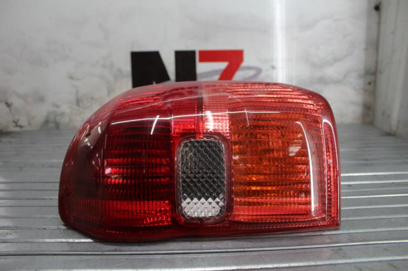 Fanale posteriore principale destro (luci) TOYOTA RAV4 2 PHASE 1 Diésel - 1