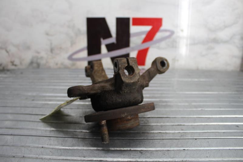 Fusee avant droit RENAULT CLIO 1 PHASE 3 Diesel - 1