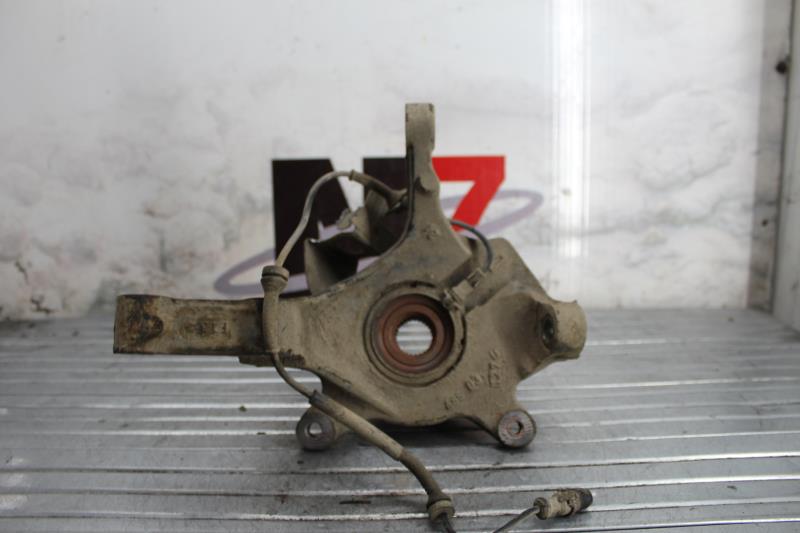 Fusee avant droit RENAULT LAGUNA 2 PHASE 1 Diesel - 1